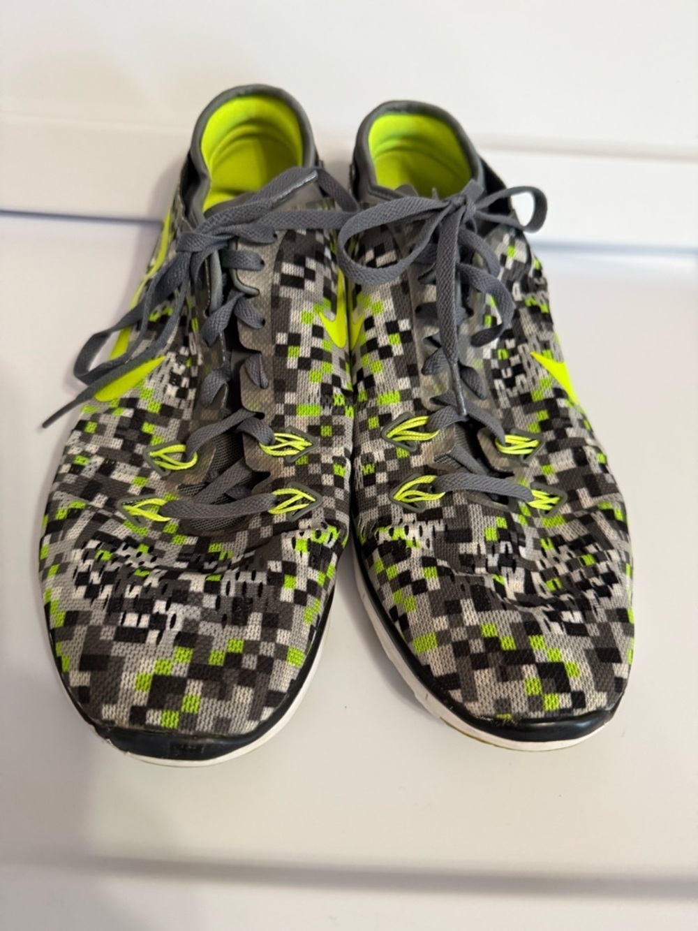 Nike Free 5.0 TR Fit 5 Women's Mesh Volt Size 11 - Picture 3 of 8